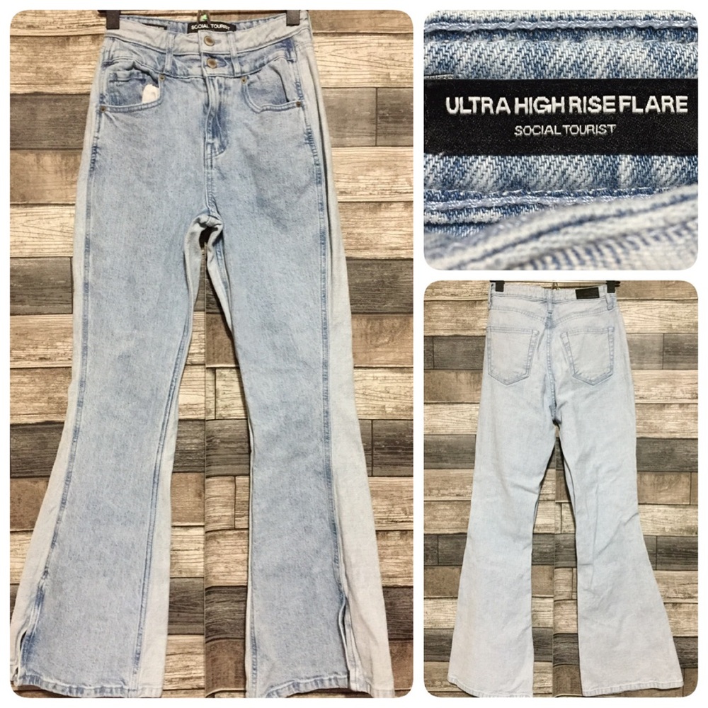 Social Tourist Ultra High Rise Flare Jeans Women’s 25R Blue 2 Tone Split Hem